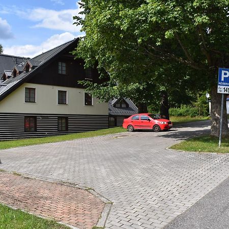 Apartman Danuska Харачов Екстериор снимка