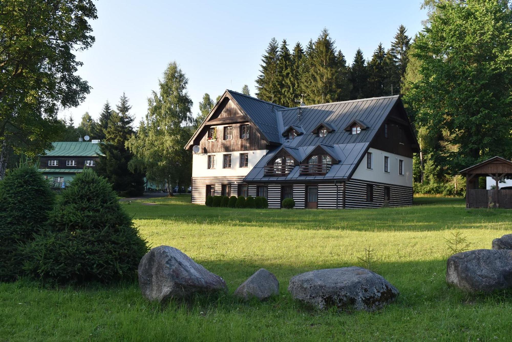 Apartman Danuska Харачов Екстериор снимка